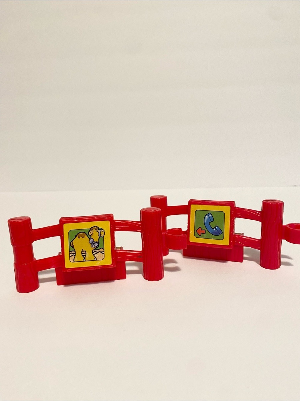 Little People Red Fence Zoo Camel Phone Animal Enclosure Fencing Lot 4/$20 🛑